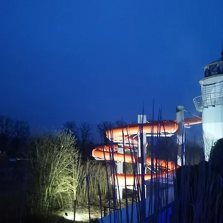 2 Raumwohnung Im Seepark Mit Balkon *