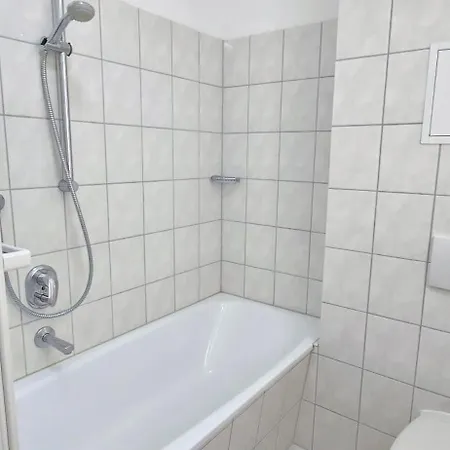 Appartement 2 Raumwohnung Im Seepark Mit Balkon Inkl Erlebnisbad *