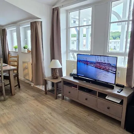 2 Raumwohnung Im Seepark Mit Balkon アパート